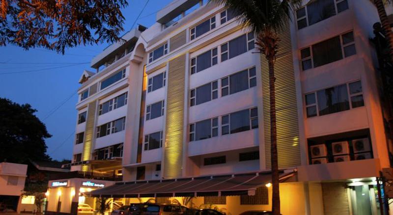 Kapila Business Hotel Πούνε Εξωτερικό φωτογραφία