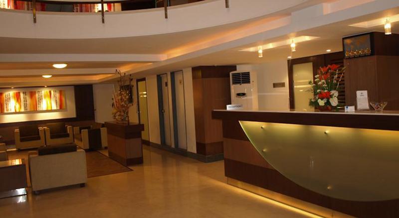 Kapila Business Hotel Πούνε Εξωτερικό φωτογραφία