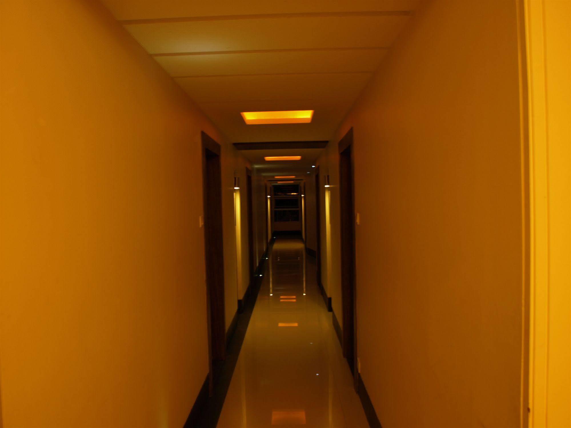 Kapila Business Hotel Πούνε Εξωτερικό φωτογραφία